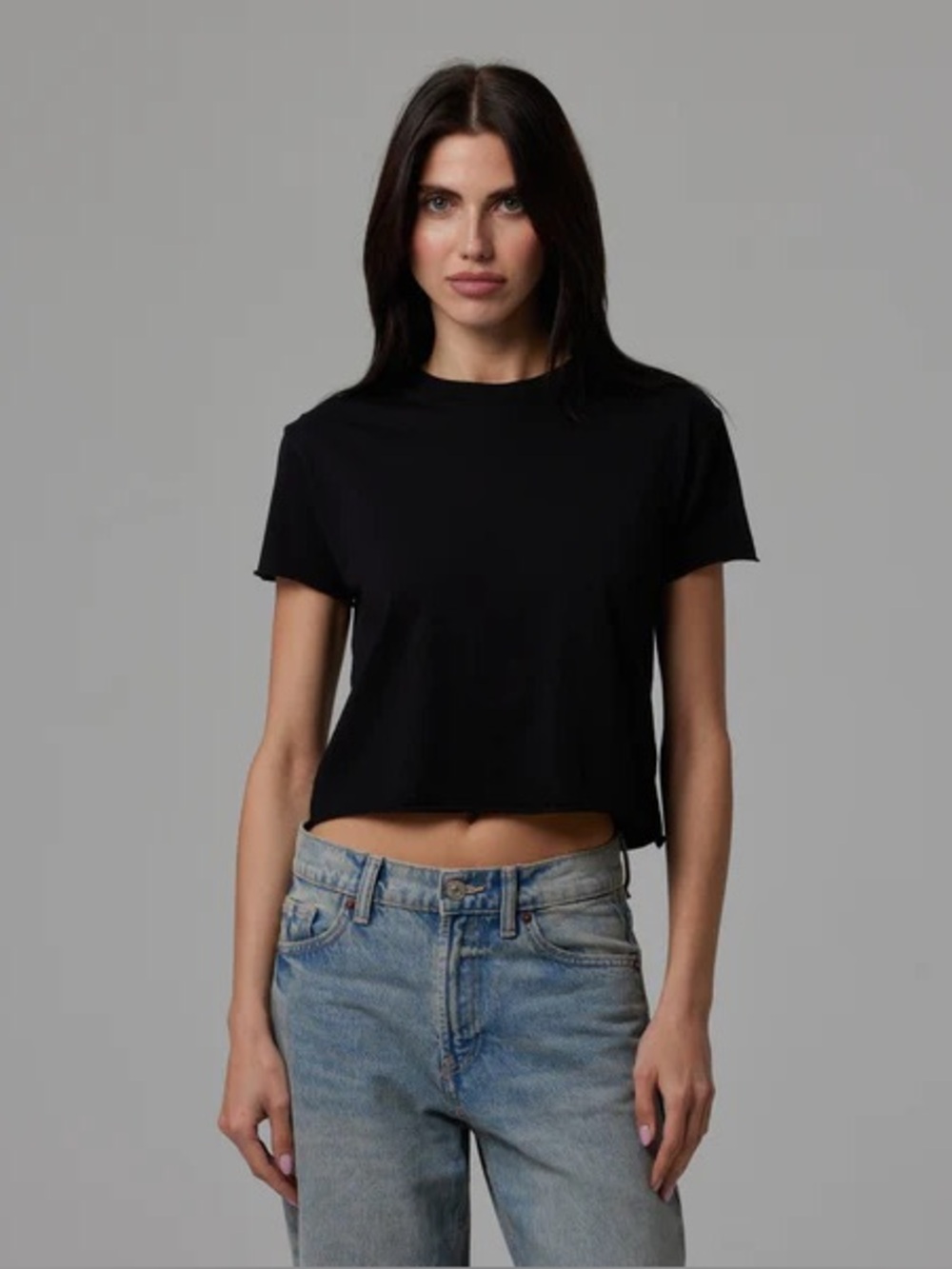 TALENTLESS Black Cropped Crewneck Tee